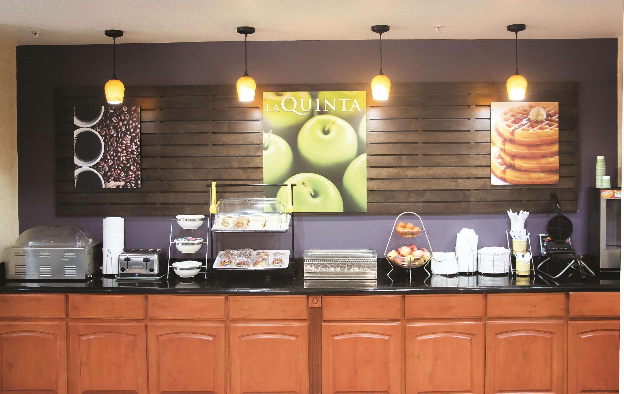 La Quinta By Wyndham Temecula Hotel Bagian luar foto