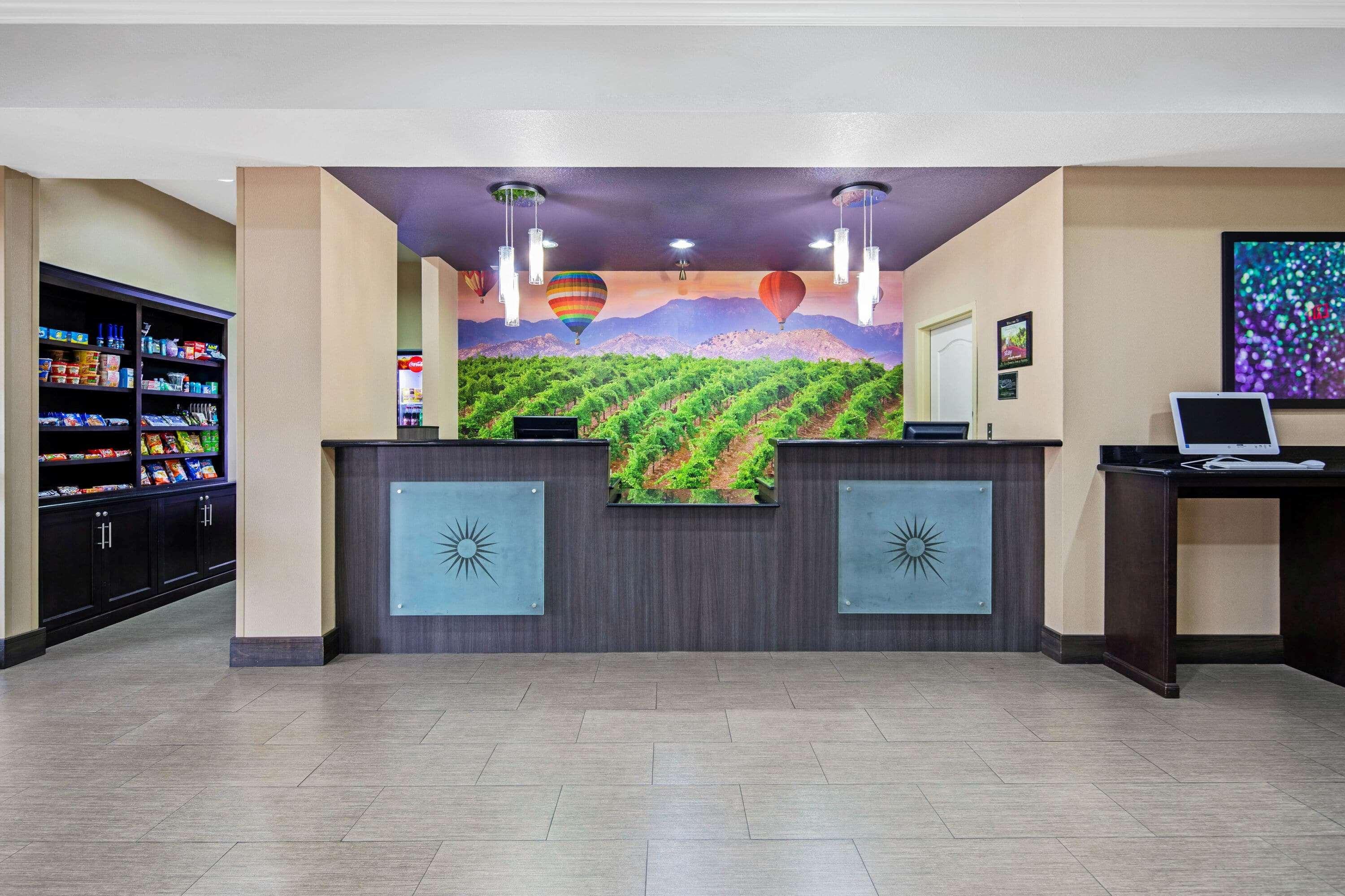 La Quinta By Wyndham Temecula Hotel Bagian luar foto